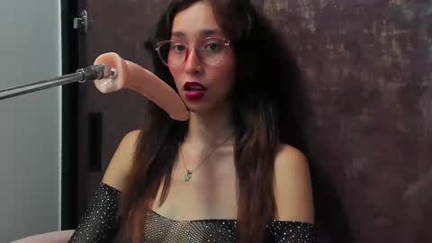 Bella  online show from February 23, 8:00 pm