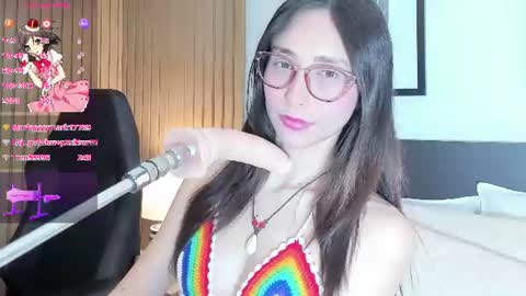 Snapshot of doll_bella_ chatting on June 26, 8:13 pm Bella online show from June 26, 8:13 pm
