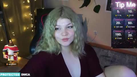 Snapshot of doll_chloe_ chatting on January 5, 12:52 am Chloe online show from January 5, 12:52 am