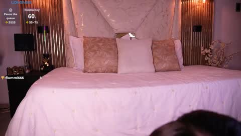 doll_kira_ online show from March 31, 3:01 pm