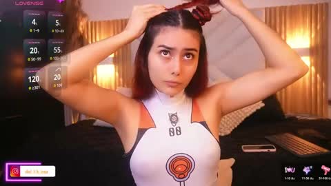 Snapshot of doll_kira_ chatting on May 6, 3:06 pm doll_kira_ online show from May 6, 3:06 pm