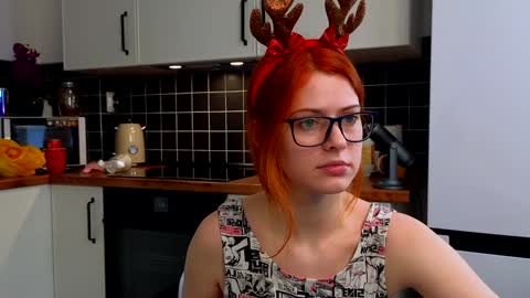 Your doll Lesli online show from December 25, 3:28 pm