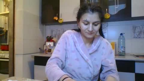 Snapshot of doll_stylish_ chatting on February 3, 1:19 am dol online show from February 3, 1:19 am