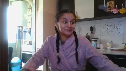 Snapshot of doll_stylish_ chatting on February 8, 9:46 am dol online show from February 8, 9:46 am