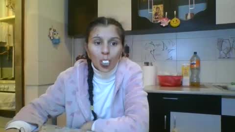 Snapshot of doll_stylish_ chatting on February 9, 7:30 pm dol online show from February 9, 7:30 pm