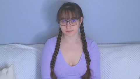 Tessa online show from March 4, 4:35 pm