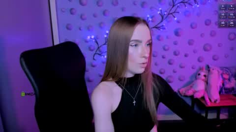 Snapshot of doll_vey chatting on January 5, 8:12 pm doll_vey online show from January 5, 8:12 pm