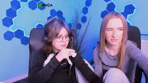 Snapshot of doll_vey chatting on January 11, 8:03 pm doll_vey online show from January 11, 8:03 pm