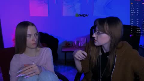 Snapshot of doll_vey chatting on February 8, 9:18 pm doll_vey online show from February 8, 9:18 pm