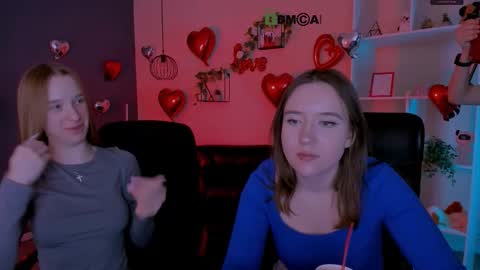 Snapshot of doll_vey chatting on February 19, 9:49 am doll_vey online show from February 19, 9:49 am