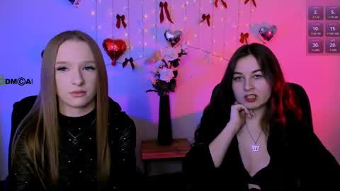 Snapshot of doll_vey chatting on March 12, 8:04 pm doll_vey online show from March 12, 8:04 pm