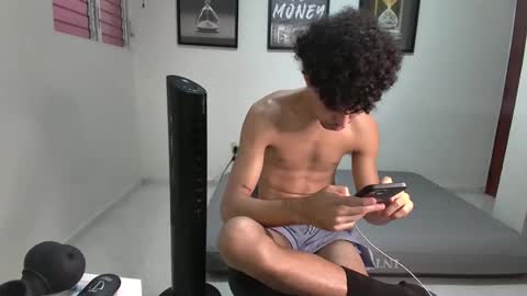 DollarHot30 online show from November 7, 10:21 pm