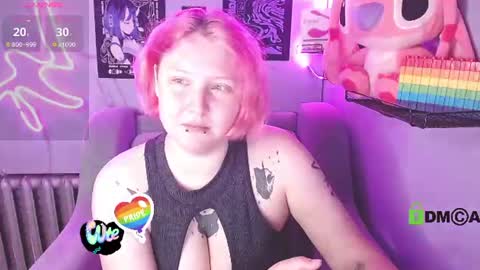Snapshot of dollirosee chatting on June 26, 5:01 am dollirosee online show from June 26, 5:01 am
