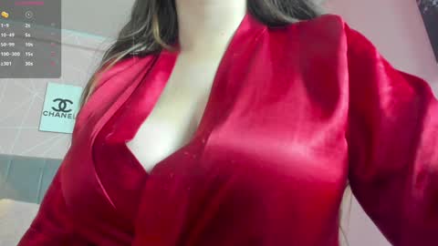 Call me Zoe  online show from December 13, 5:27 am