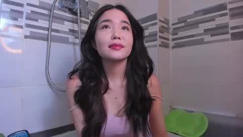 Snapshot of dollyiaa chatting on July 9, 2:10 pm Dollya online show from July 9, 2:10 pm