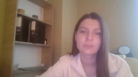 DollyRoma online show from November 18, 7:35 am