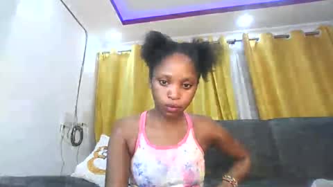 Snapshot of dollythegirl chatting on May 31, 11:50 pm kadolly online show from May 31, 11:50 pm
