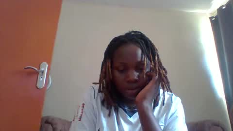 Snapshot of dollyvee chatting on May 31, 10:55 am dollyvee online show from May 31, 10:55 am