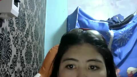 Snapshot of dolores0130 chatting on October 6, 11:40 am Dolores online show from October 6, 11:40 am