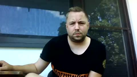 Snapshot of dombio_12 chatting on July 25, 12:36 pm dombio_12 online show from July 25, 12:36 pm