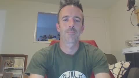 Snapshot of dombolio chatting on October 5, 3:43 pm Dombol online show from October 5, 3:43 pm