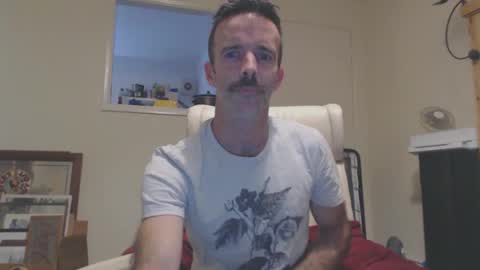 Snapshot of dombolio chatting on November 12, 11:43 am Dombol online show from November 12, 11:43 am