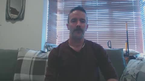Snapshot of dombolio chatting on March 22, 12:30 pm Dombol online show from March 22, 12:30 pm