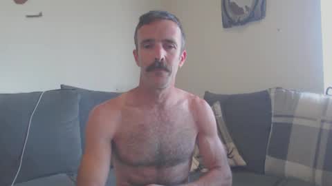 Snapshot of dombolio chatting on May 30, 9:06 am Dombol online show from May 30, 9:06 am