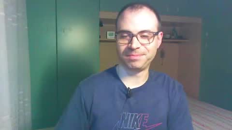 Snapshot of domco9 chatting on June 7, 5:16 pm domco9 online show from June 7, 5:16 pm