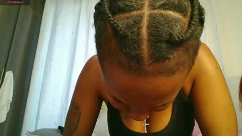 Amarie noels online show from January 6, 12:42 pm