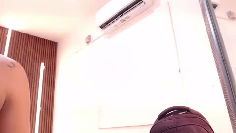 domenica online show from February 12, 12:22 pm