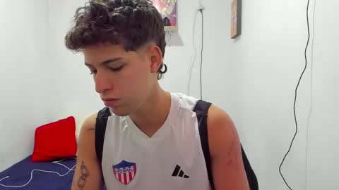 Snapshot of domi_master chatting on January 6, 5:27 pm MASTER online show from January 6, 5:27 pm