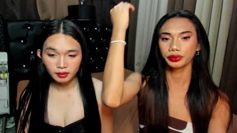 Snapshot of dominant_thea chatting on April 2, 6:49 pm THEA online show from April 2, 6:49 pm