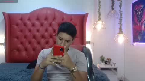 domi online show from April 20, 11:06 pm
