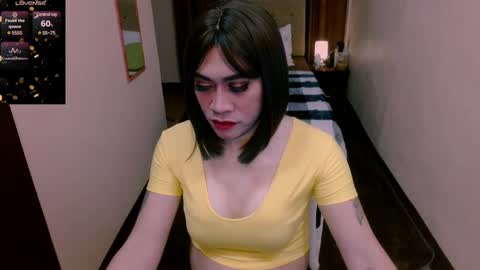 Snapshot of dominantcumeater chatting on February 9, 4:57 am Natalia online show from February 9, 4:57 am