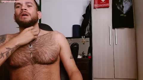 Snapshot of dominantthewolf chatting on May 24, 7:24 am Logan - INDEPENDET MODEL online show from May 24, 7:24 am