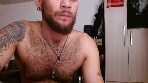 Snapshot of dominantthewolf chatting on May 25, 7:42 pm Logan - INDEPENDET MODEL online show from May 25, 7:42 pm
