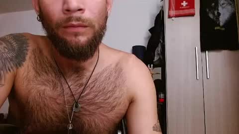 Snapshot of dominantthewolf chatting on June 6, 10:53 am Logan - INDEPENDET MODEL online show from June 6, 10:53 am