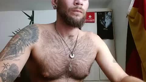Snapshot of dominantthewolf chatting on June 6, 10:58 pm Logan - INDEPENDET MODEL online show from June 6, 10:58 pm