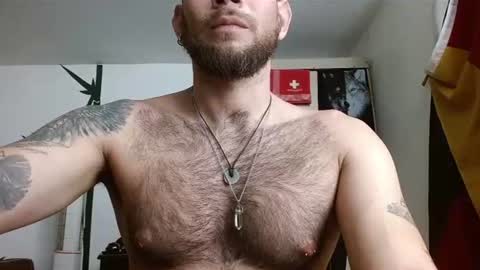 Snapshot of dominantthewolf chatting on June 22, 3:25 am Logan - INDEPENDET MODEL online show from June 22, 3:25 am