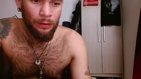 Snapshot of dominantthewolf chatting on July 4, 5:52 pm Logan - INDEPENDET MODEL online show from July 4, 5:52 pm