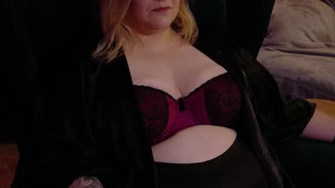 SADE online show from October 22, 9:03 pm