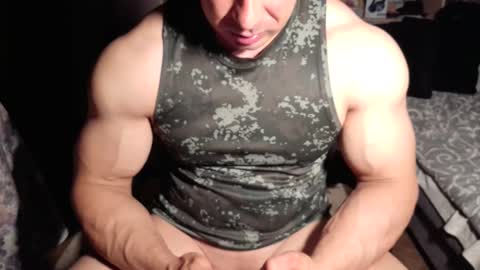 Snapshot of dominatemuscle chatting on May 16, 6:50 pm Kevin online show from May 16, 6:50 pm
