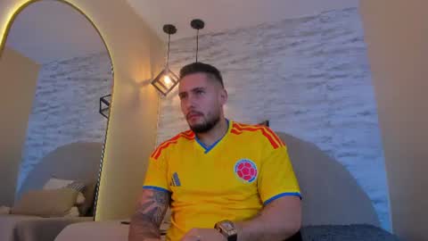 Snapshot of dominic_de_luca chatting on June 16, 11:02 am dominic de luca online show from June 16, 11:02 am
