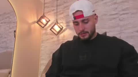 Snapshot of dominic_de_luca chatting on June 22, 3:09 pm dominic de luca online show from June 22, 3:09 pm