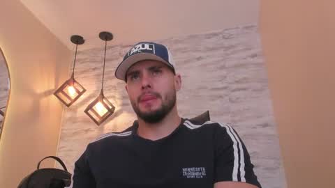 Snapshot of dominic_de_luca chatting on July 1, 11:01 am dominic de luca online show from July 1, 11:01 am