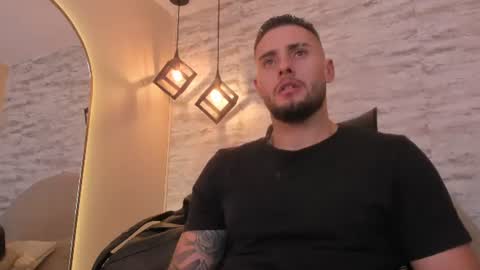 Snapshot of dominic_de_luca chatting on July 11, 8:44 pm dominic de luca online show from July 11, 8:44 pm