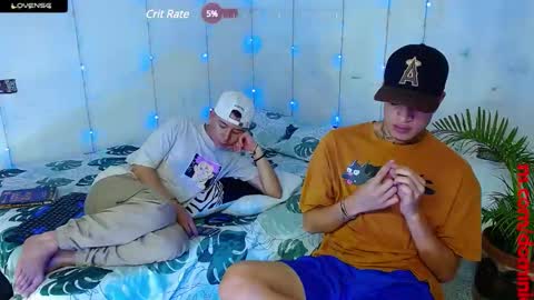 Snapshot of dominic_hanks chatting on February 24, 10:15 am DOMINIC AND ANDREW online show from February 24, 10:15 am