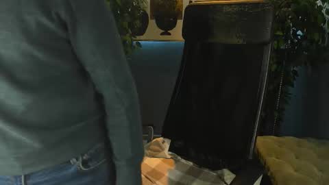 Dominic online show from November 16, 8:25 pm