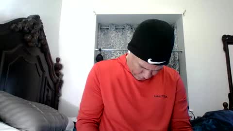 luis online show from June 9, 3:40 am
